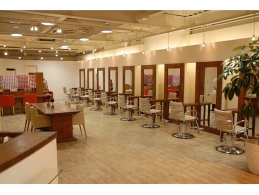 Hair Make Feb 東川口店 ヘアメイクフェブ 美容師アシスタント求人 パート アルバイト 川口エリア 美容室 美容師求人 転職情報のtocoroni トコロニ