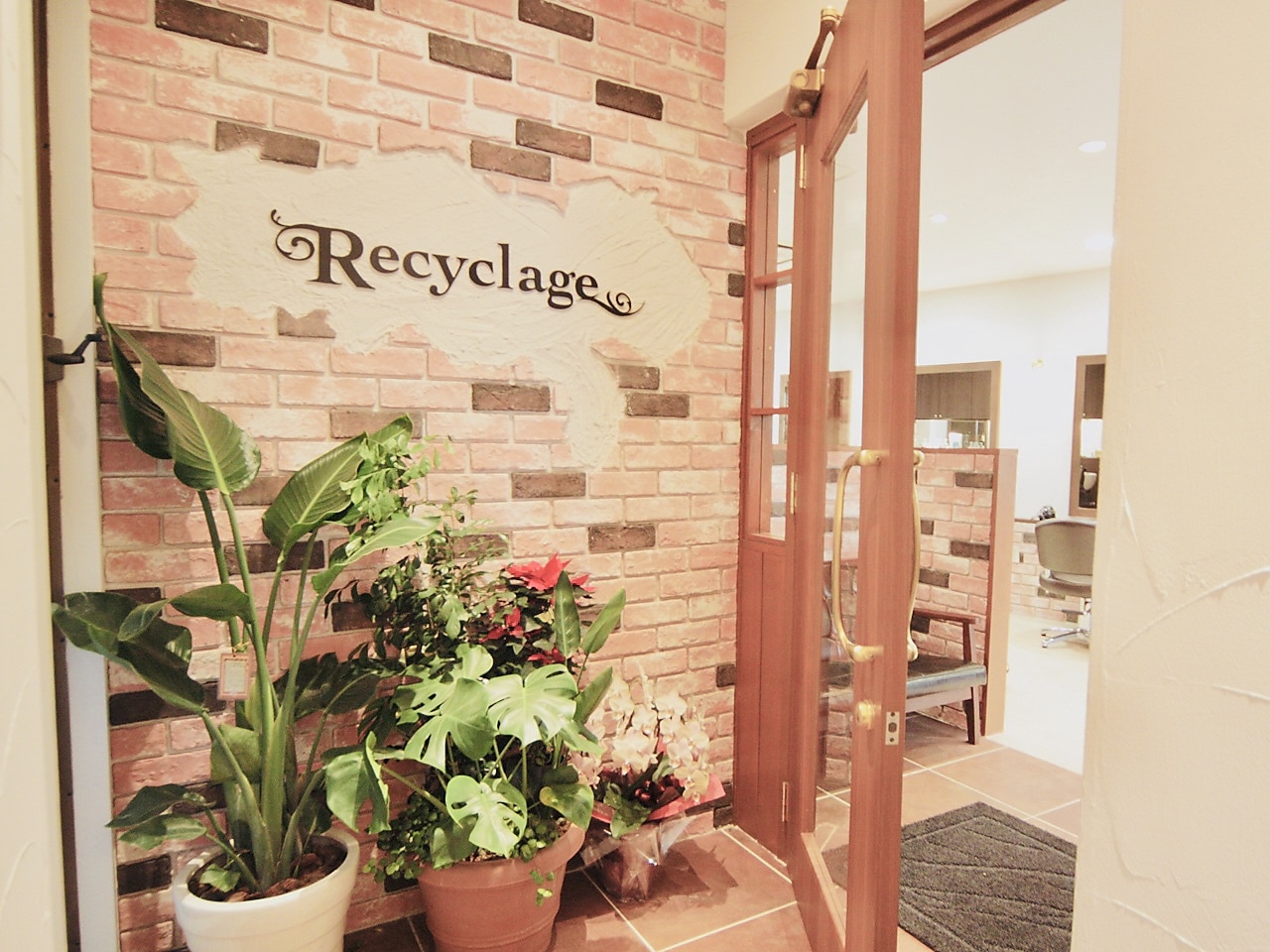 Recyclage 武蔵小杉店 ルシクラージュ 美容師スタイリスト求人 パート アルバイト 武蔵小杉エリア 美容室 美容 師求人 転職情報のtocoroni トコロニ