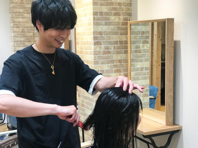 Across Hair Design 武蔵小杉店 アクロス 美容師スタイリスト求人 業務委託フリーランス 武蔵小杉エリア 美容室 美容 師求人 転職情報のtocoroni トコロニ